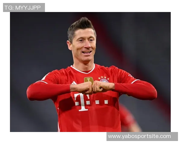 莱万不打算退役或将自由身离开巴萨未来去向引关注